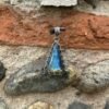 pendentif triangle artisanal en argent 925 avec labradorite bleue. Pièce unique tres beaux reflets. Essence Papillon
